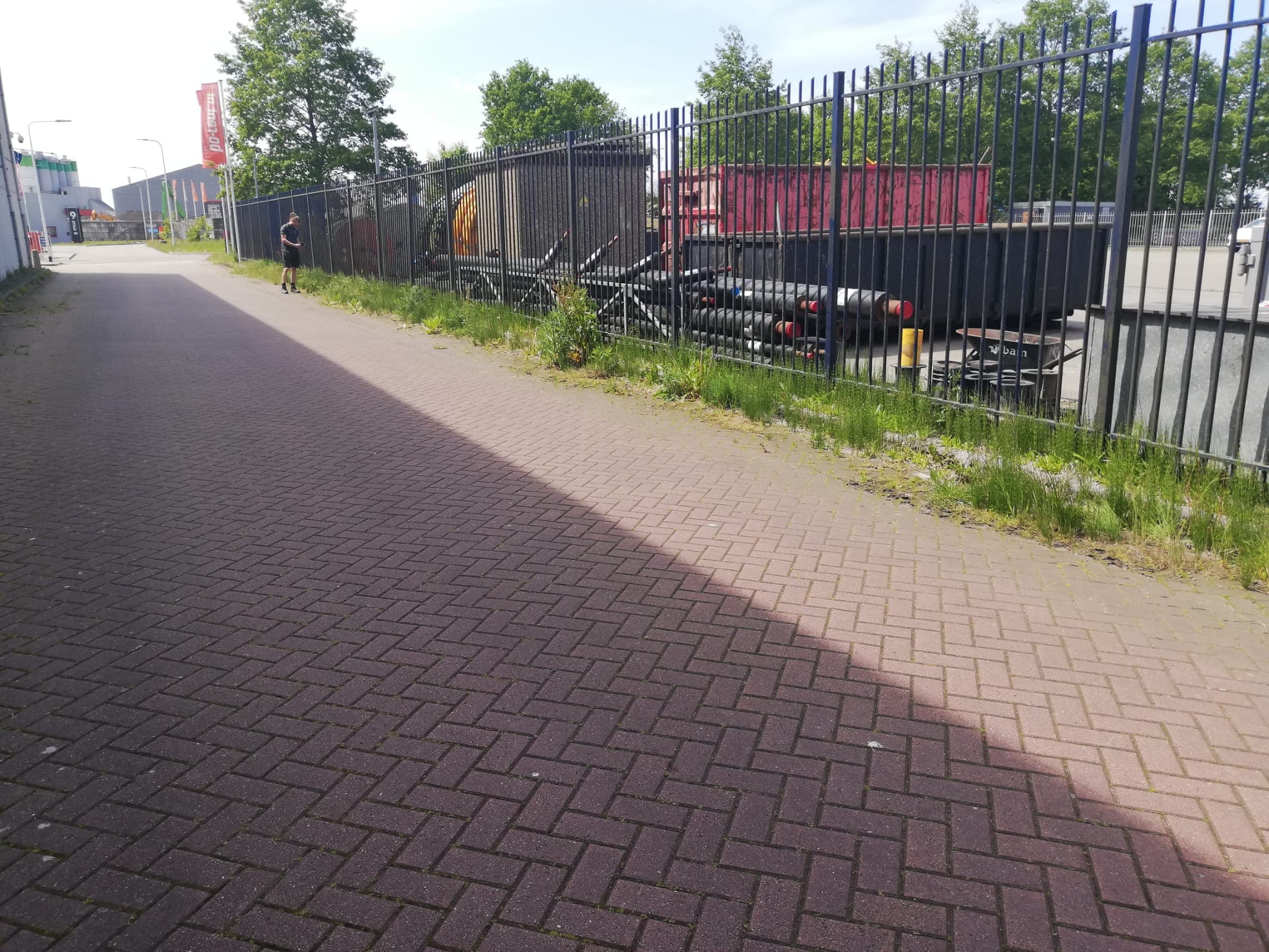 Bedrijventerrein onkruidvrij